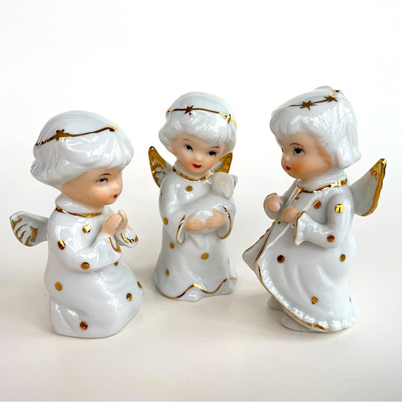 A Set of Three Vintage Porcelain Angel Figurines - Picture 1 of 16